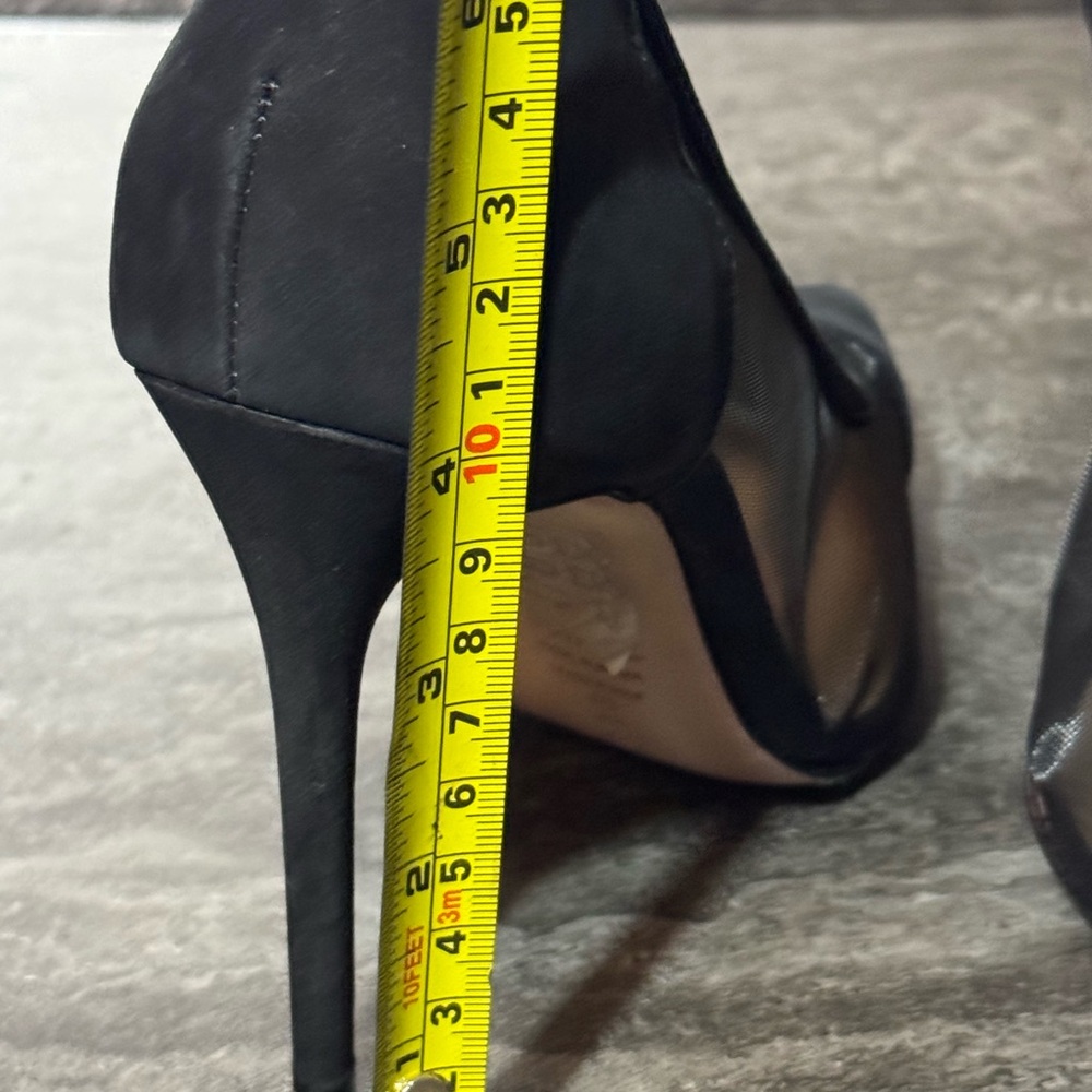 SCHUTZ Myrine Nubuck Pump In Black. Size 6B - Picture 7 of 8